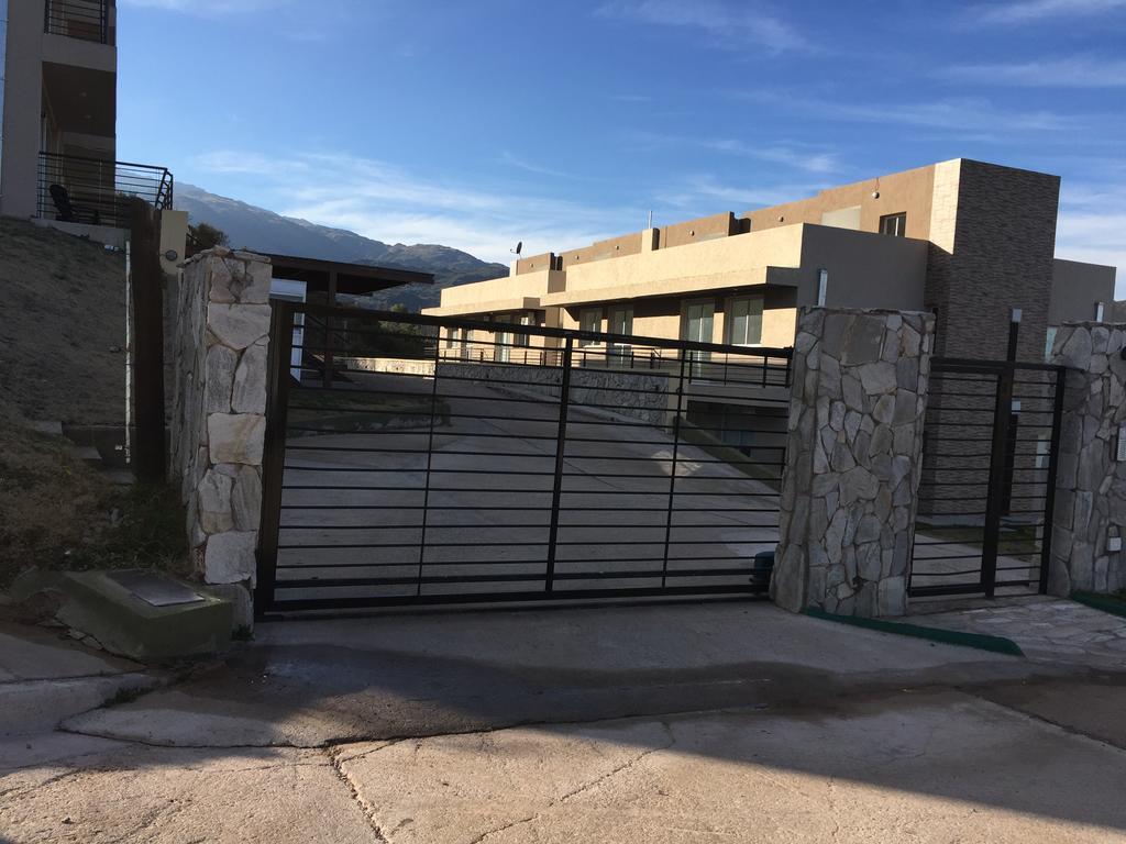 Altos Del Lago Lägenhet Potrero de los Funes Exteriör bild