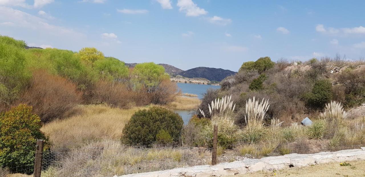 Altos Del Lago Lägenhet Potrero de los Funes Exteriör bild